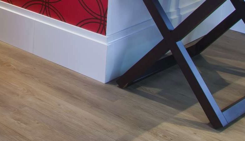 Rodapé de Poliestireno